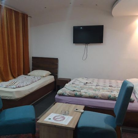 Hotel Irish Bihać Buitenkant foto