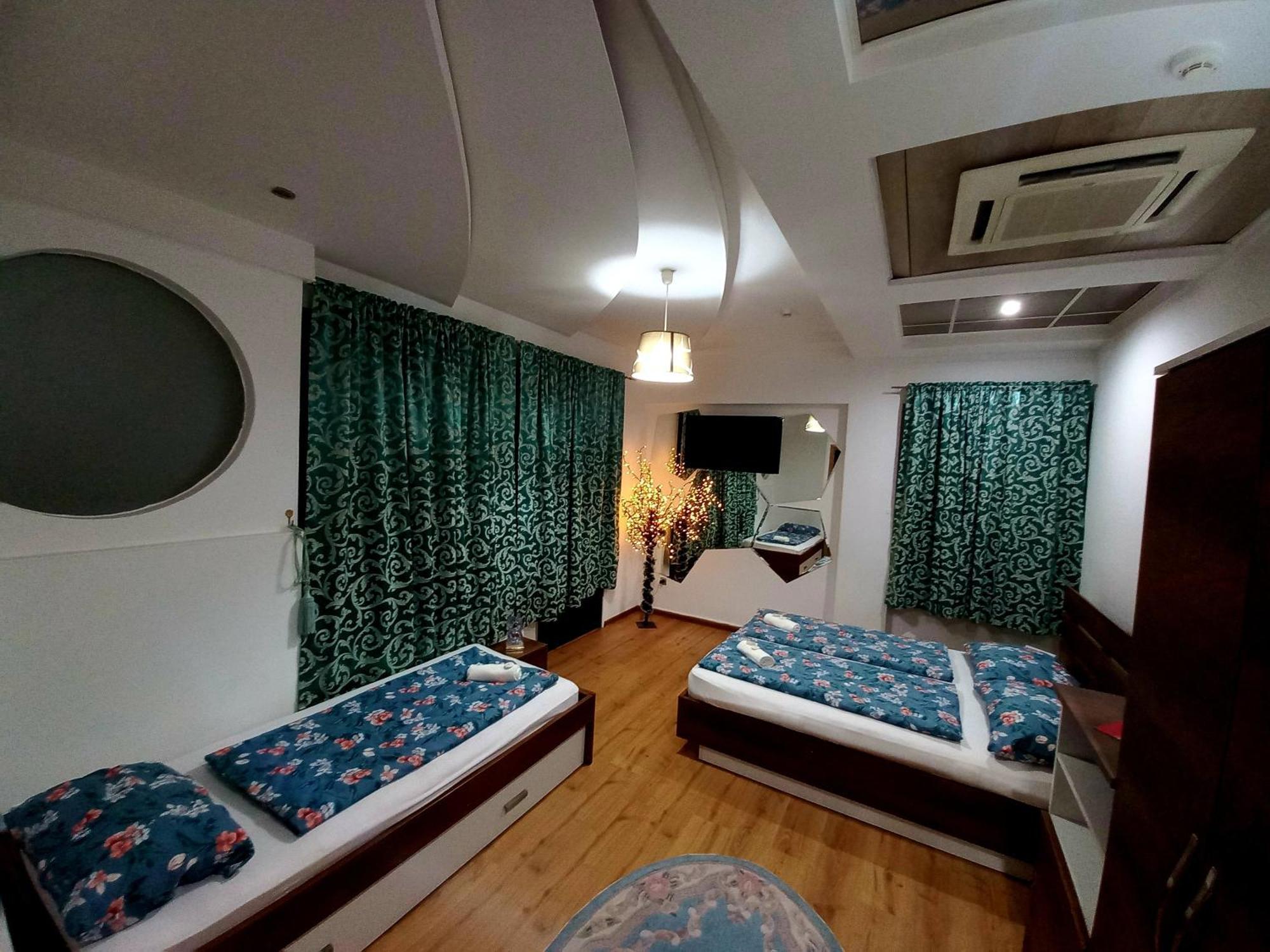 Hotel Irish Bihać Buitenkant foto