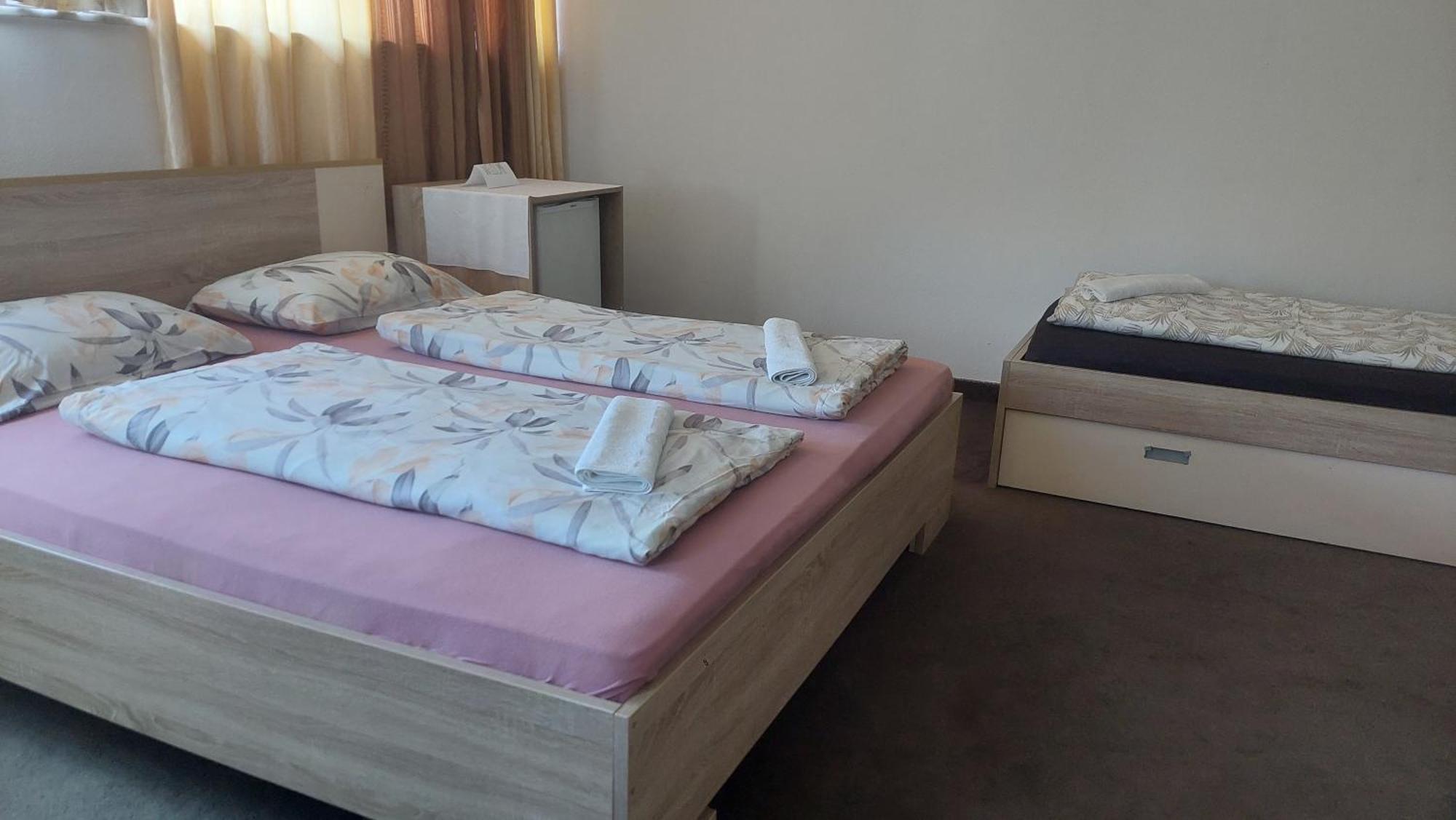 Hotel Irish Bihać Buitenkant foto