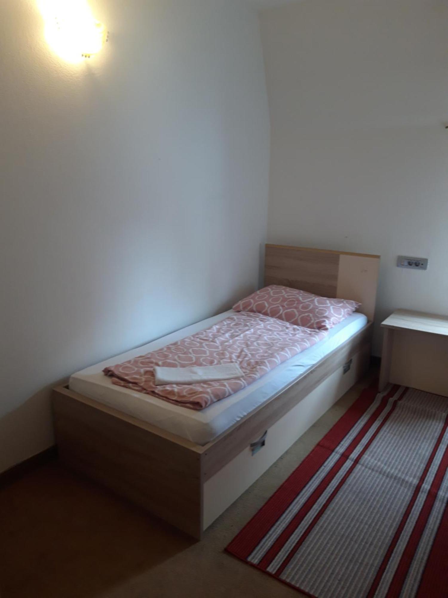 Hotel Irish Bihać Buitenkant foto